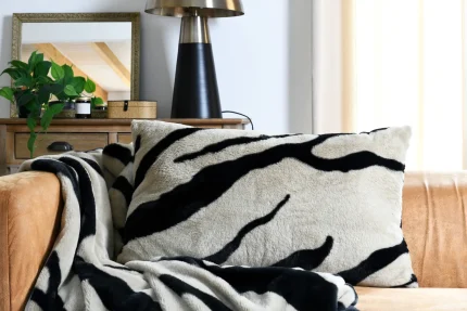 Pernă decorativă Fauves 50X80 cm, culoare greige, 100% poliester - imagine 4