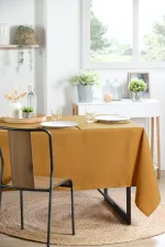 Față de masă Nelson 145X300 cm, culoare muștar, 100% poliester - imagine 2