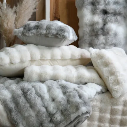 Pătură Nebraska 180X220 cm, culoare Crem, 100% poliester